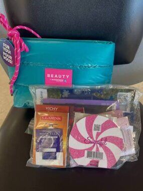 Shoppers Drug Mart Beauty Bag GWP Fall 2026! $82 Value! 20 piece set!